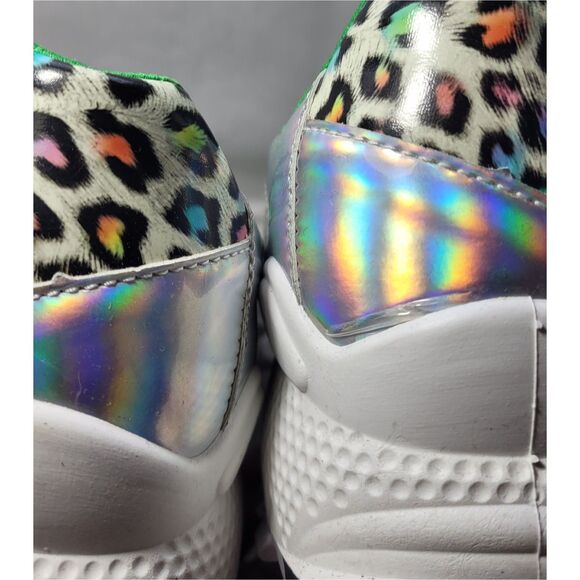 Unilady Comfortable Green And White Beautiful Laceup Shoe For Women - Picture 7 of 11